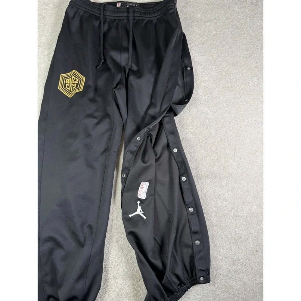 Charlotte Hornets Leaky Black** #12 Player Issued Jordan Buzz City Pants L Tall